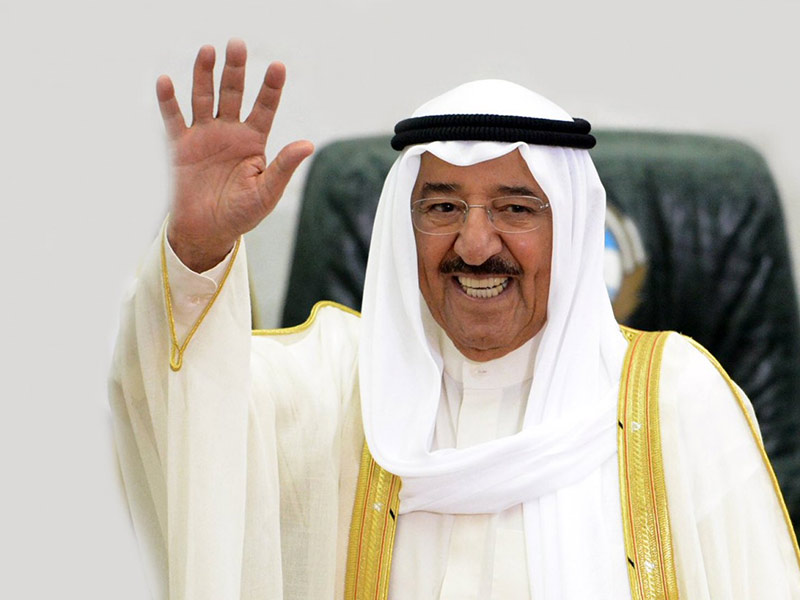 الشيخ الكويتي سالم الصباح يتبرع بـ 50 مليون دولار ابتهاجًا بعودة أمير البلاد سالمًا